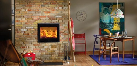 Des poêles à bois au design danois avec Scan