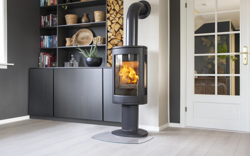 Poêles à bois Jøtul F 360 et F 370 Advance