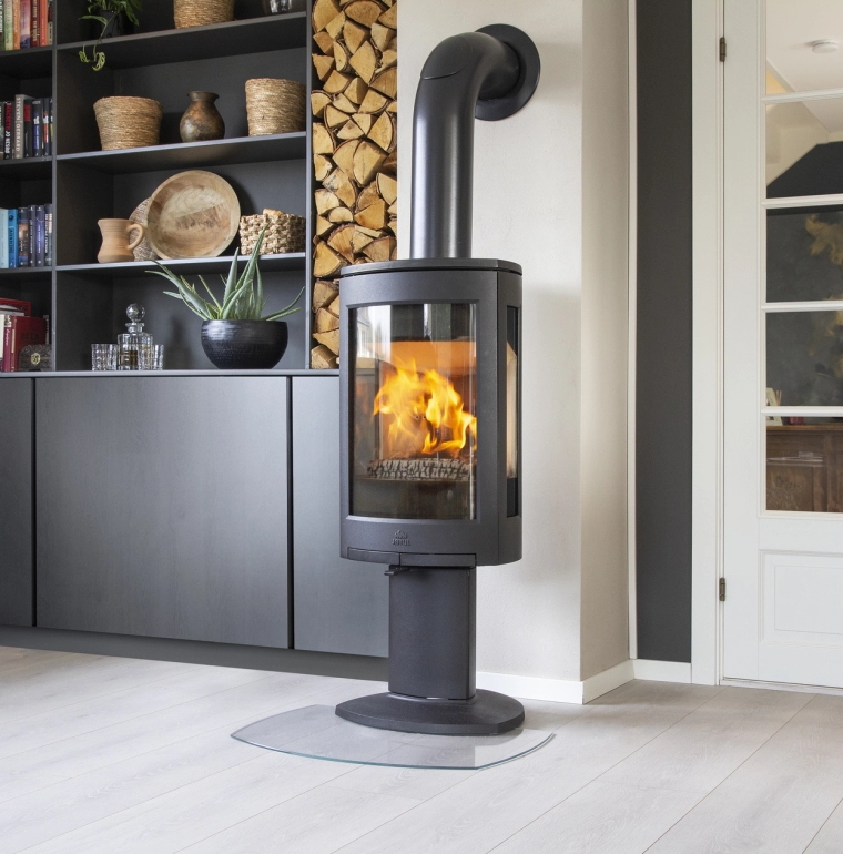 Poêles à bois Jøtul F 360 et F 370 Advance