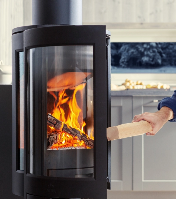 Poêles à bois Jøtul F 360 et F 370 Advance