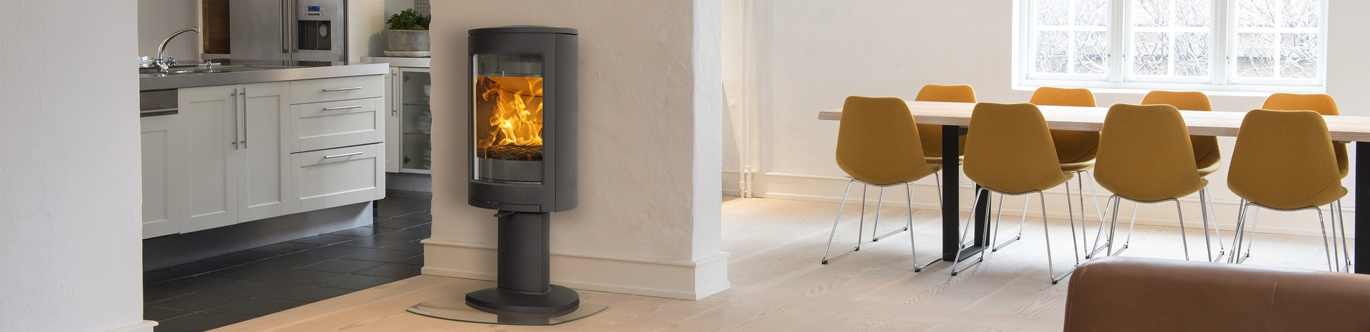 Poêles à bois Jøtul F 360 et F 370 Advance