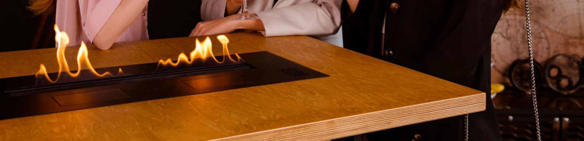 Cheminées bio-éthanol automatiques Firetech de Neverdark