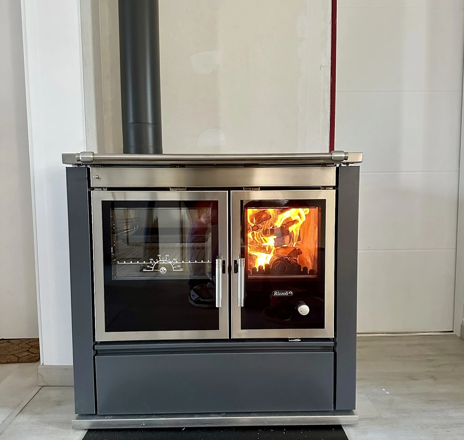 Installation d’une cuisinière à bois Rizzoli Série S en Normandie