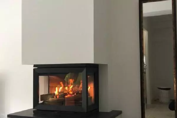 Pose d'une cheminée à bois-bàche Jotul Insert 520 3 vitres à Deauville