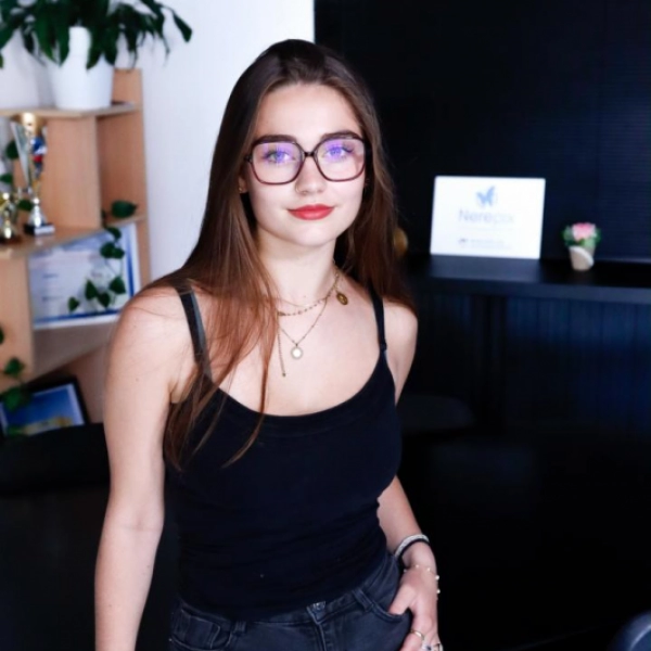 Elysa Bouillon - Chargée de communication